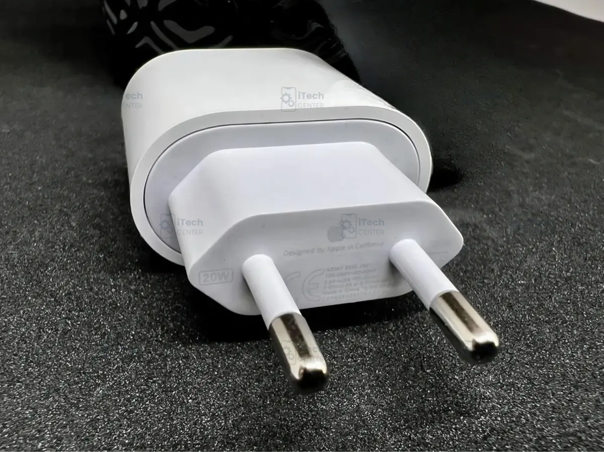 Оригинално зарядно 20W USB-C (адаптер) — примерна снимка на вида част